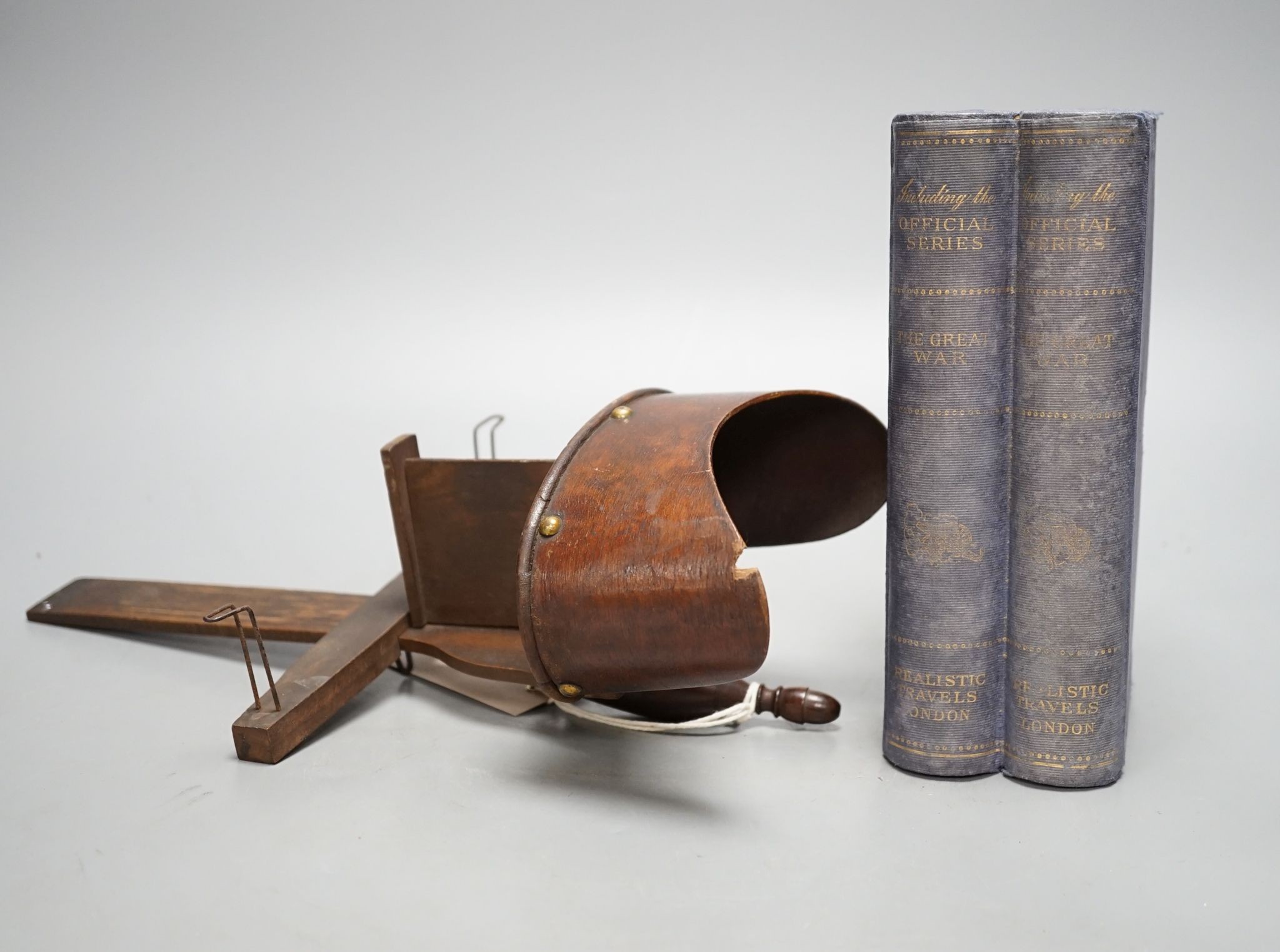 A set of The Great War stereoscopic slides, in case, and a viewer, 31 cms long.